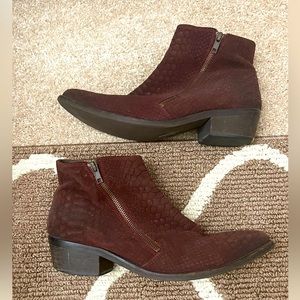 Free People Short Boots , Made in Portugal RARE Sz9